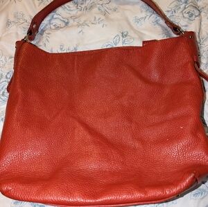 Elegant Red Valentina Leather Shoulder Bag